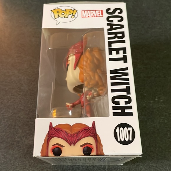 Pop! # 1007 Scarlet Witch from Doctor Strange - Picture 5 of 9